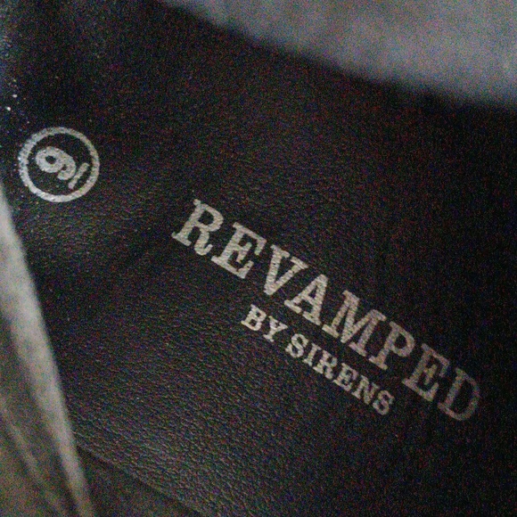 Revamped by Sirens Black Over-the-Knee Boots ❤️ - Picture 6 of 7